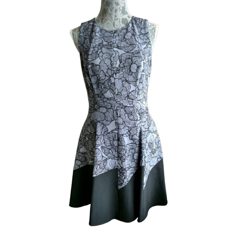 Anne Klein Fit and Flare Dress - Size 6 - NWT